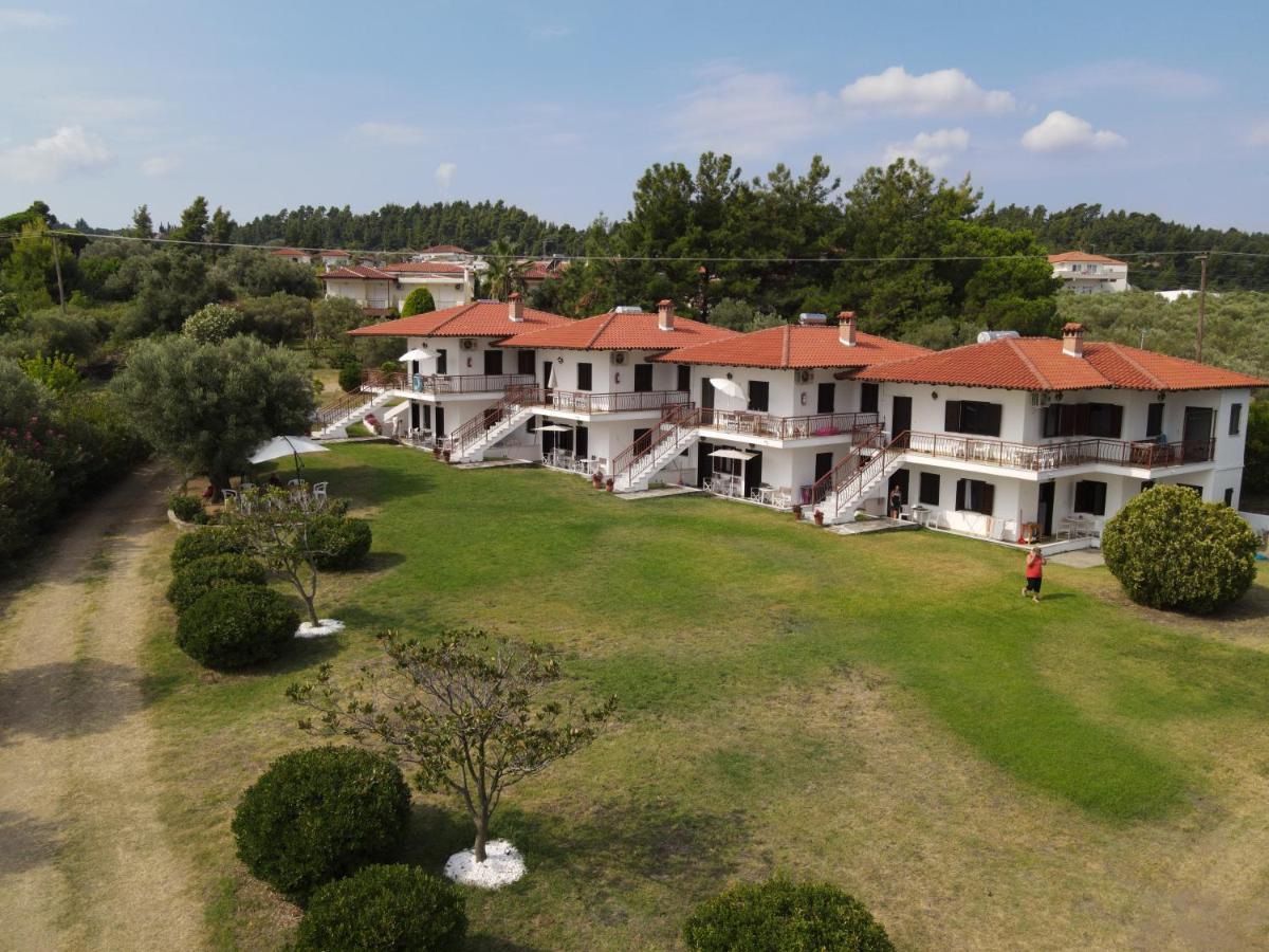 Apartamento Antonio By The Sea Kriopigi Exterior foto